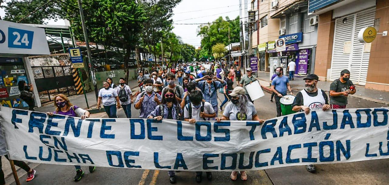 El Frente de Docentes en Lucha de Misiones convocó a un nuevo paro por ...