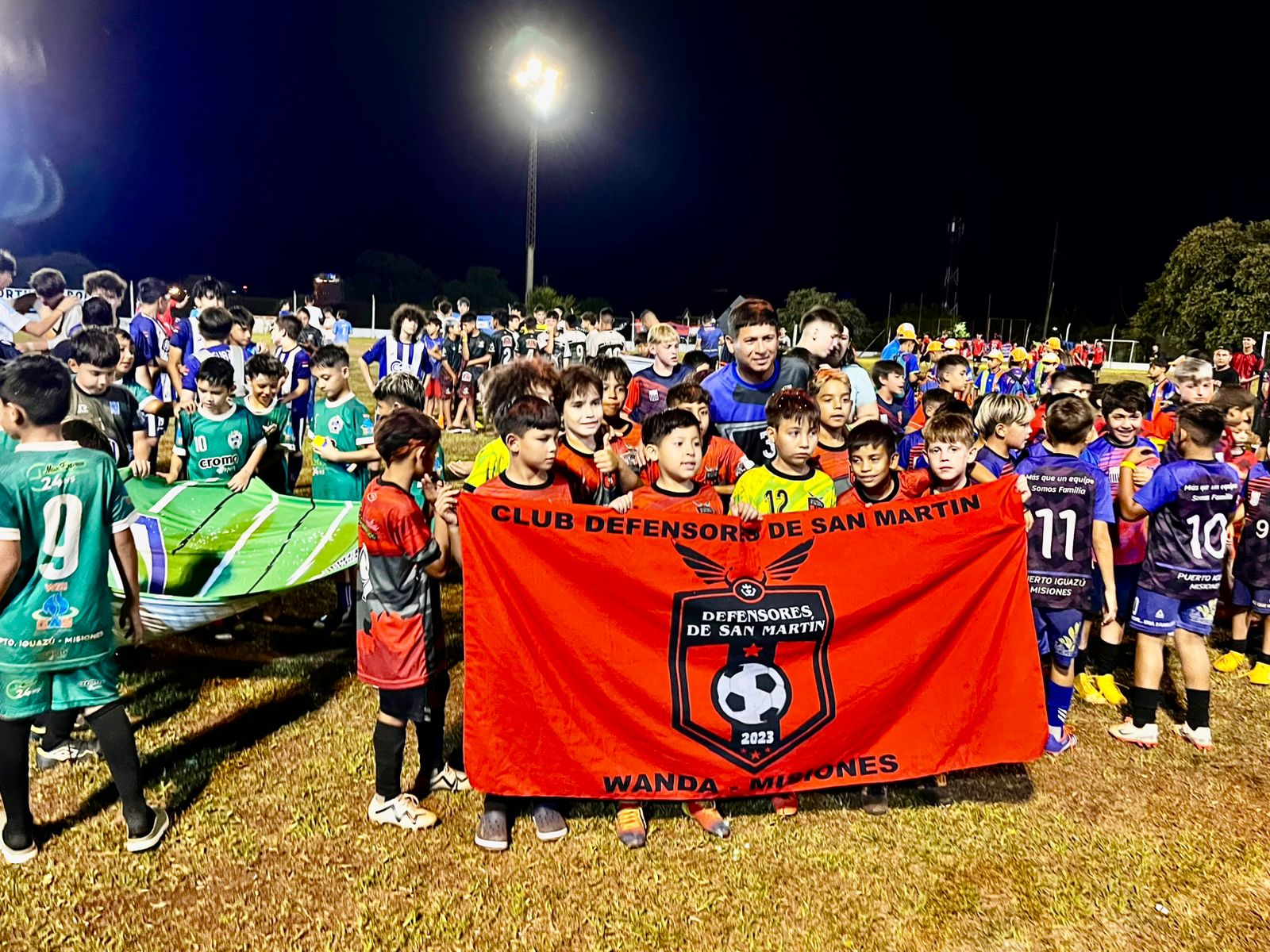 Más de 20 equipos, participaron en el torneo organizado por la Escuela de Fútbol San Lucas imagen-10