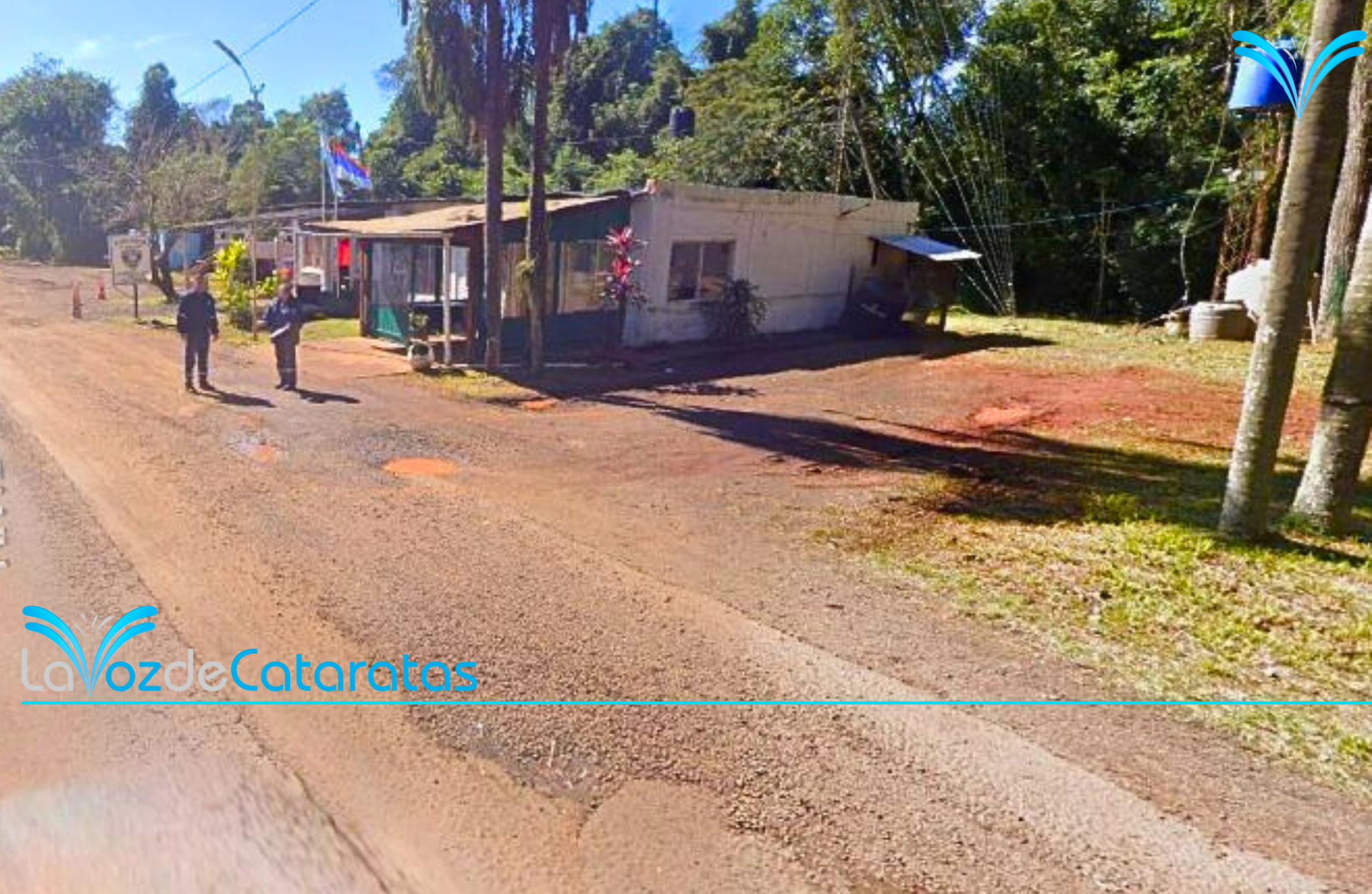 Asalto a mano armada en el Abasto municipal: se llevaron cerca de $3 millones imagen-4