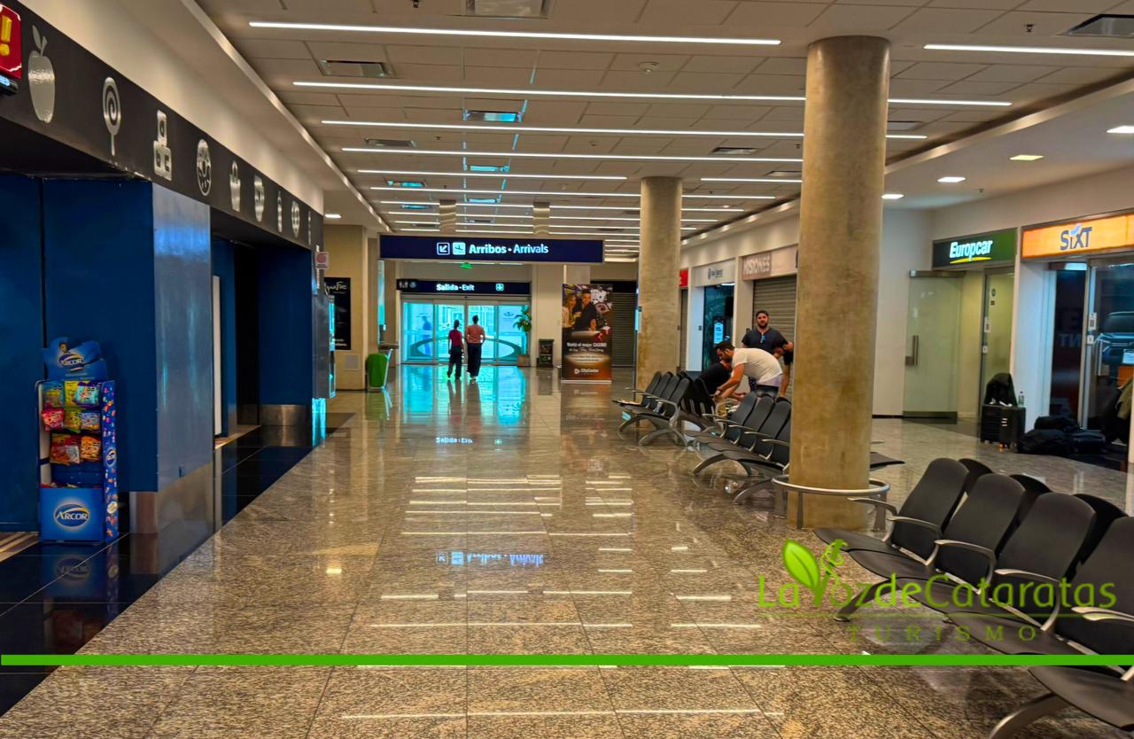 Impacto en el turismo: Iguazú sin operaciones aéreas por la medida de fuerza imagen-6