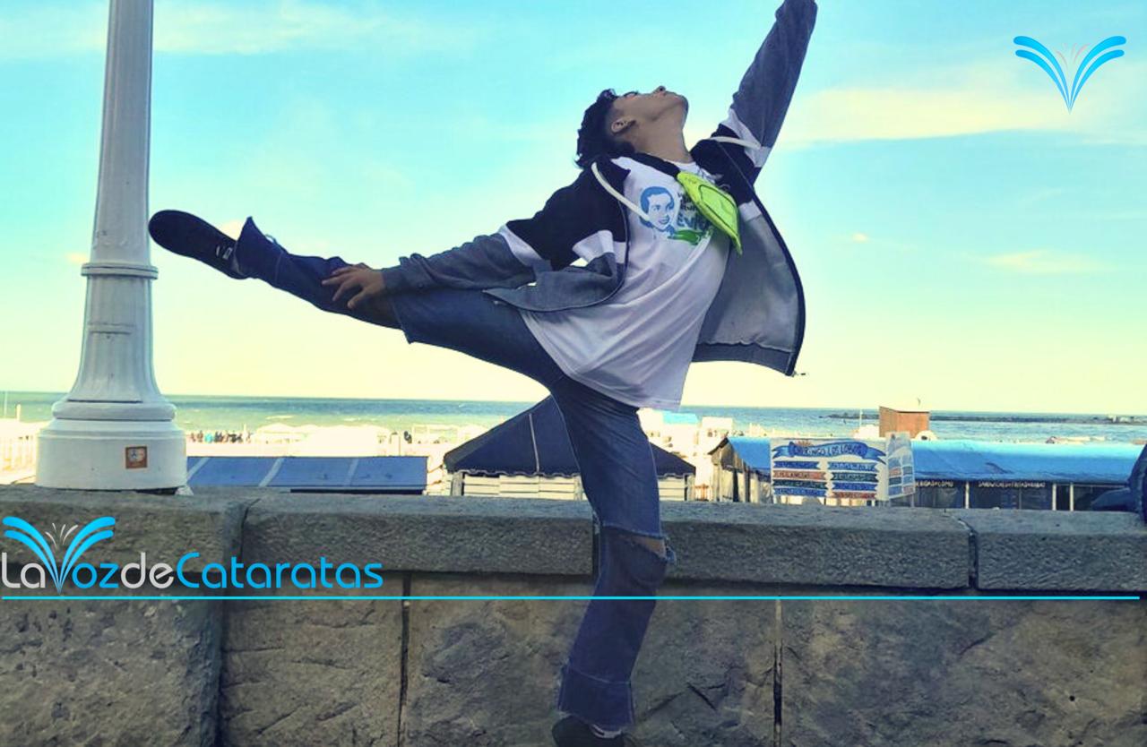 «Cuando los pies se despegan del suelo y hacen volar»: la vida en danza de Lautaro imagen-6