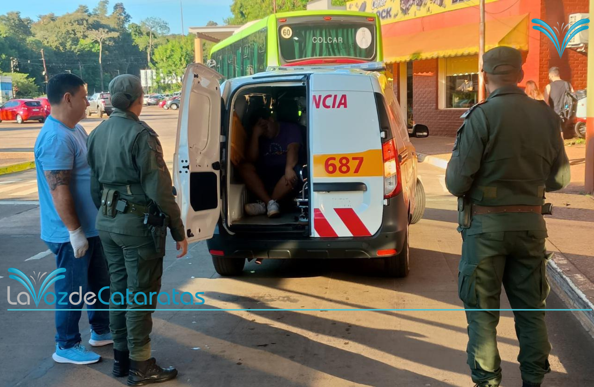 Gendarmería evita una tragedia en el puente y asiste a un hombre en crisis imagen-6