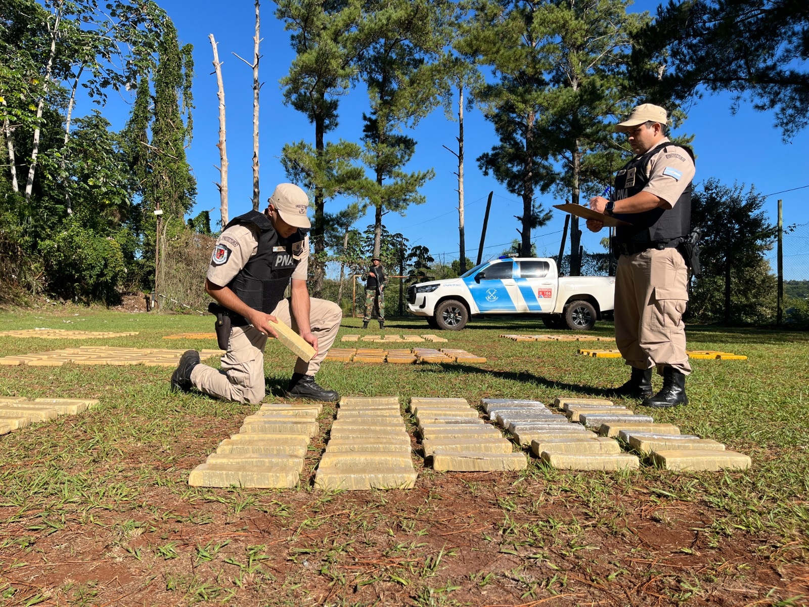 Puerto Libertad: Prefectura incautó más de una tonelada de marihuana imagen-5