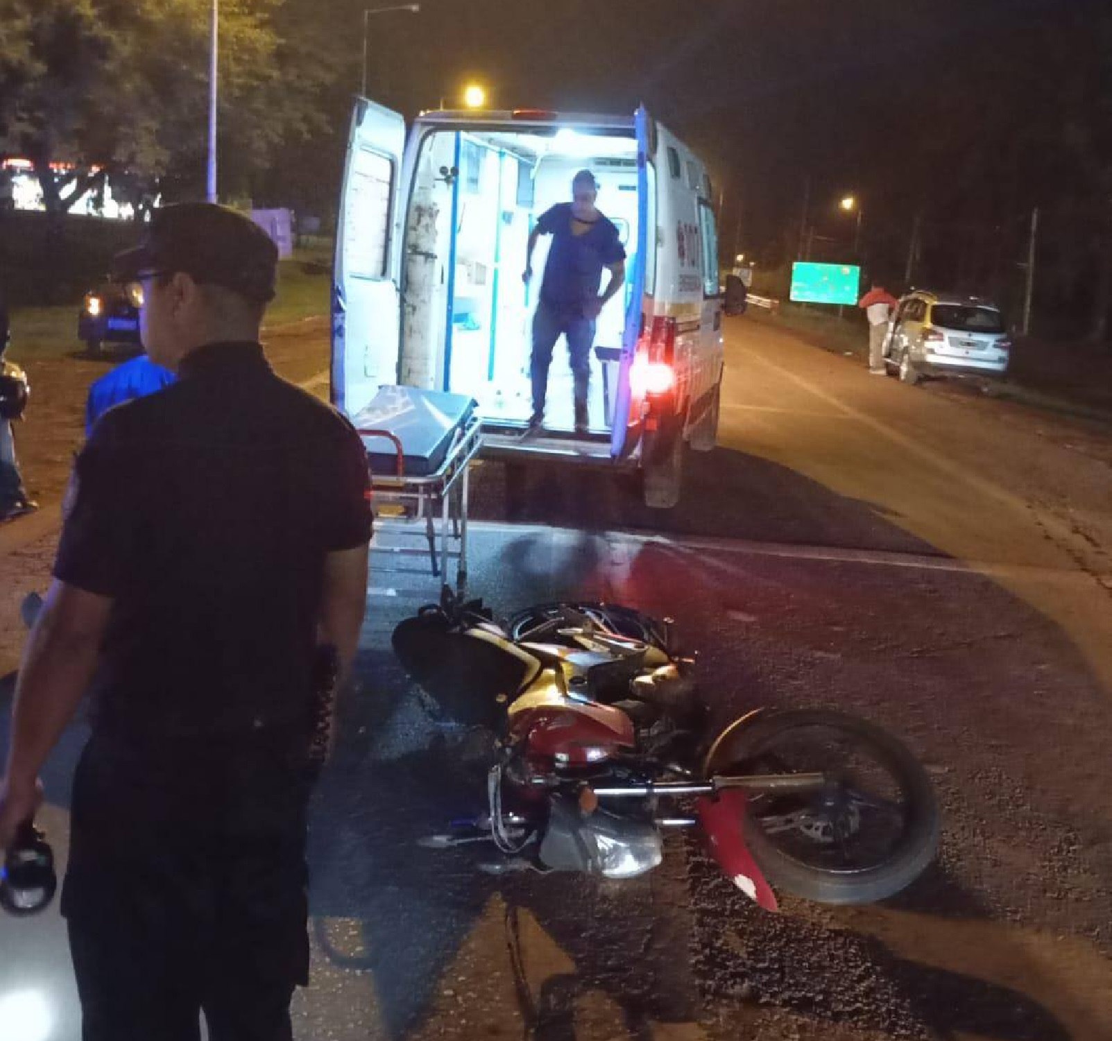 Puerto Esperanza: motociclista resultó herido tras colisionar con un automóvil imagen-5