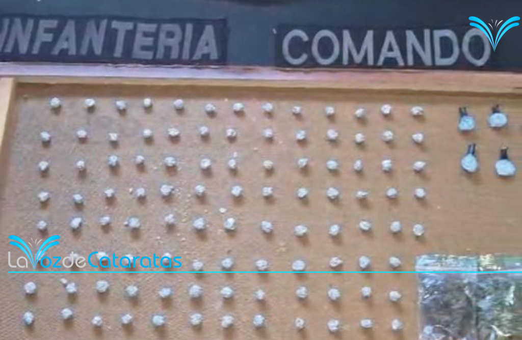 Cayó banda vinculada al asalto de una quiniela: secuestraron drogas, armas y más de 240 dosis listas para la venta imagen-8