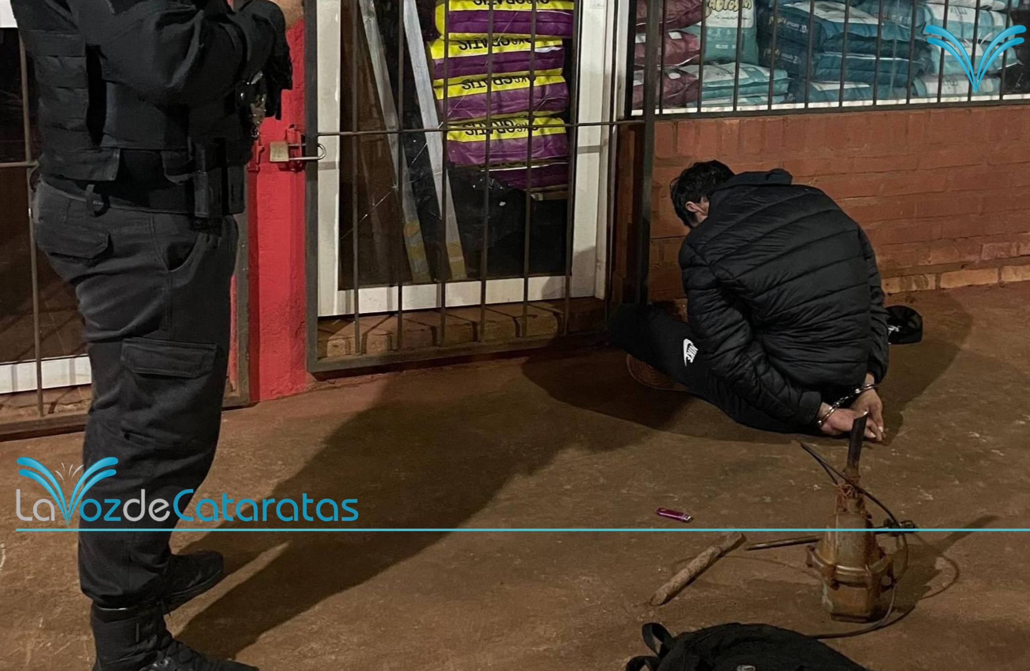 Intentó escapar con una bomba sumergible y terminó detenido en el barrio Cataratas imagen-6