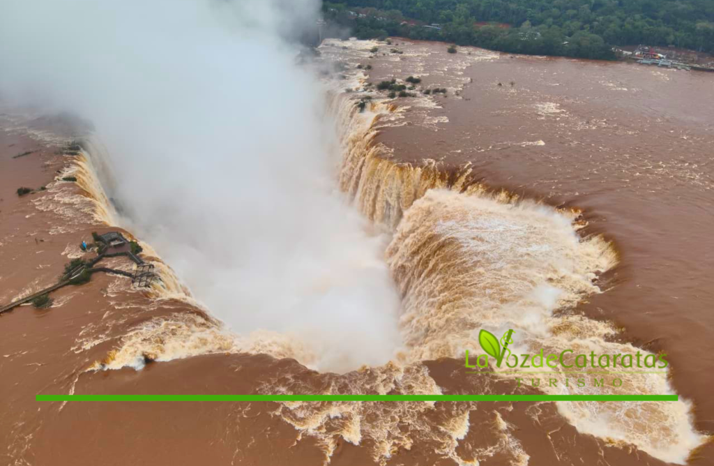 Continúa el monitoreo del río Iguazú: Circuito Garganta del Diablo cerrado los demás circuitos habilitados 12 Continúa el monitoreo del río Iguazú: Circuito Garganta del Diablo cerrado los demás circuitos habilitados imagen-11
