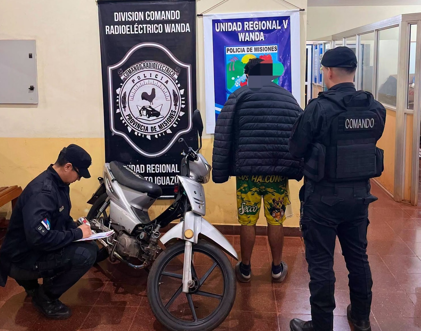 Wanda: menores demorados y un detenido por correr picadas en la Ruta 12 imagen-5