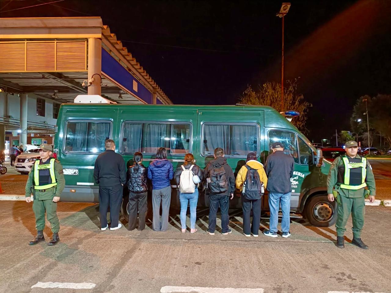 Expulsaron por el Tancredo Neves a nueve ciudadanos chinos con ingreso irregular al país imagen-6