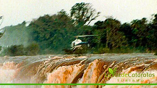 Aferrados a unas ramas sobre el Salto San Martín a 28 años de un rescate milagroso