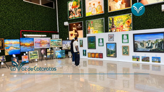 Arte en la frontera Duty Free Shop Puerto Iguazú presenta una muestra que celebra la identidad misionera