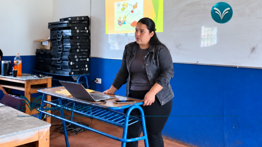 Carla Garcete de la formación técnica en Iguazú al control de los alimentos