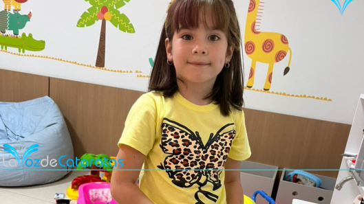 Cloe necesita audifonos