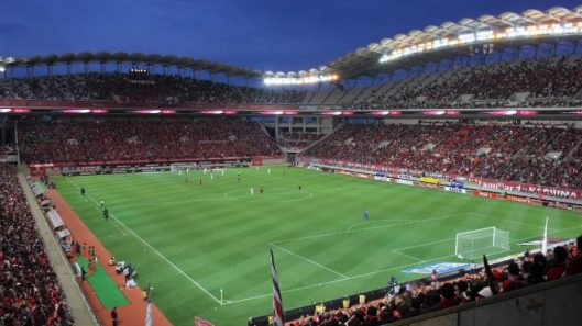 El interés por el fútbol de clubes decrece