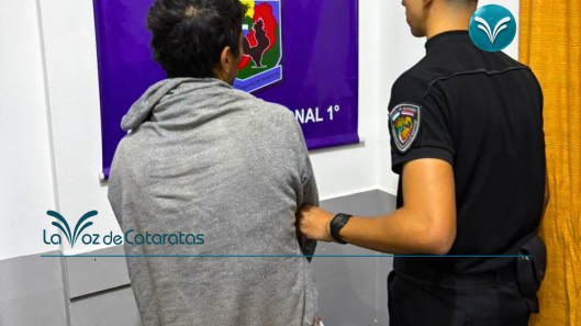 Intentó robar una moto y fue retenido por vecinos hasta la llegada de la Policía