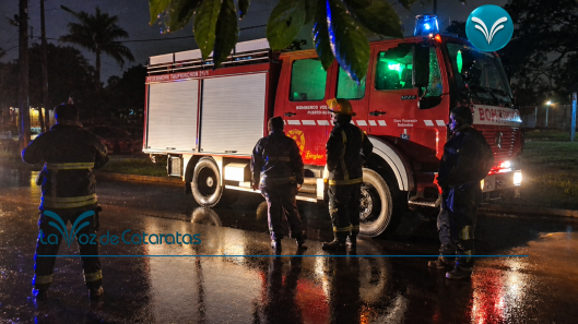 Investigan un siniestro con una camioneta paraguaya un hombre sufrió graves heridas