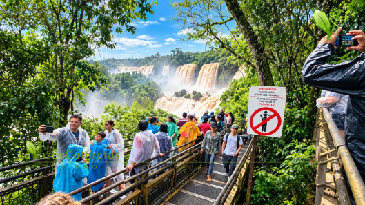 Las Cataratas del Iguazú, entre las cuatro más fáciles de visitar del mundo y primeras de Sudamérica