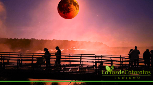Luna roja de sangre