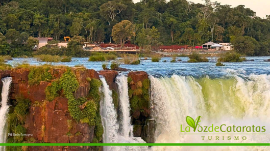 Obras en cataratas que alteran el paisaje 1