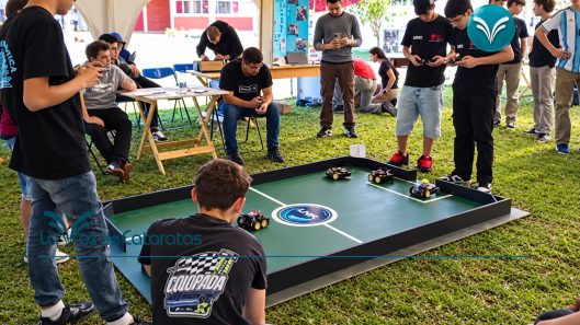 Robótica estudiantes de Iguazú avanzaron a una nueva instancia en la competencia de robot fútbol