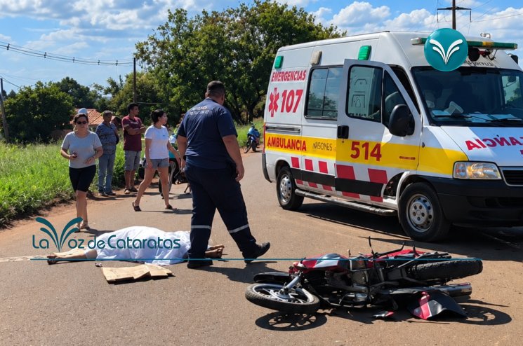 Siniestro vial entre dos motocicletas frente a la planta de reciclaje