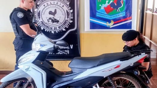 Wanda circulaba en una moto robada en Buenos Aires
