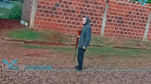 amenazaba con un rifle y fue detenido