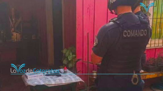 ataco a su vecina con una pistola de aire comprimido