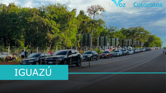 caravana por filas en la frontera