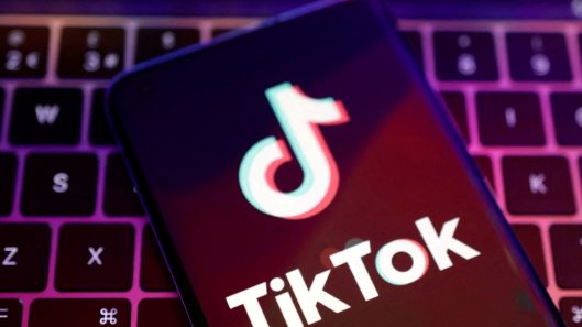 giqCFiK71_1256x620__1