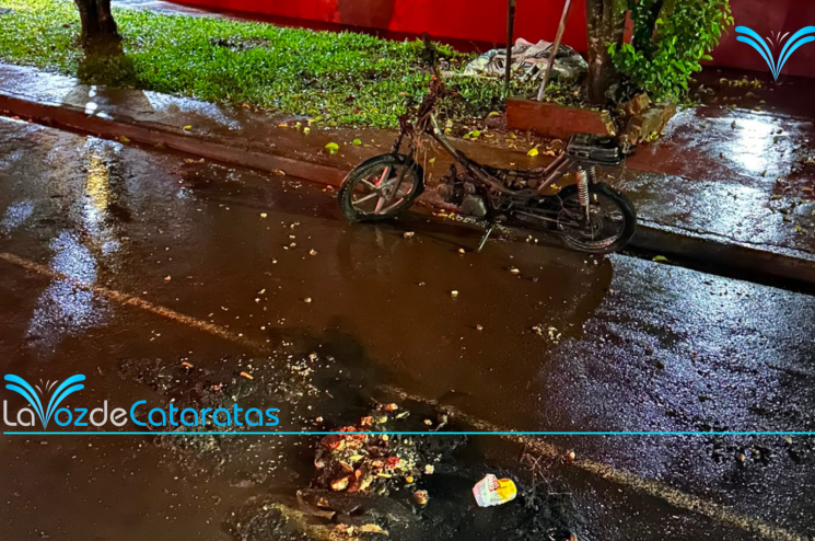 moto incendiada